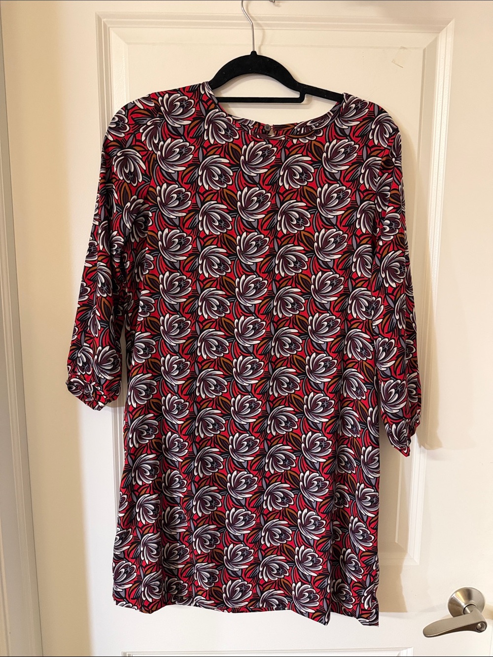 LOFT Red Floral-Print Mini Dress with Three-Quarter Sleeves